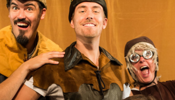 Performers in Robin Hood costumes